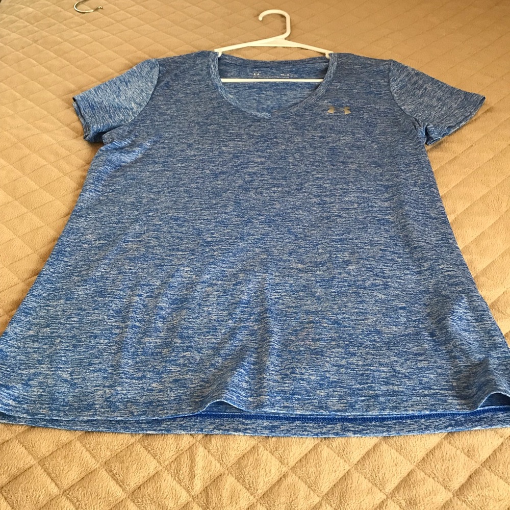 Under Armour T-shirt